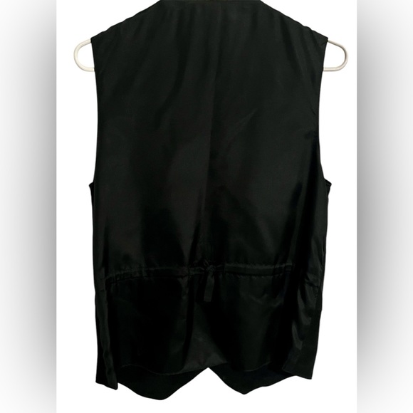 Vintage Danier suede vest. Black. Size medium. - Picture 2 of 5